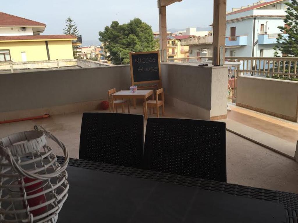 Casa Vacanze Nicole Balestrate Exterior photo